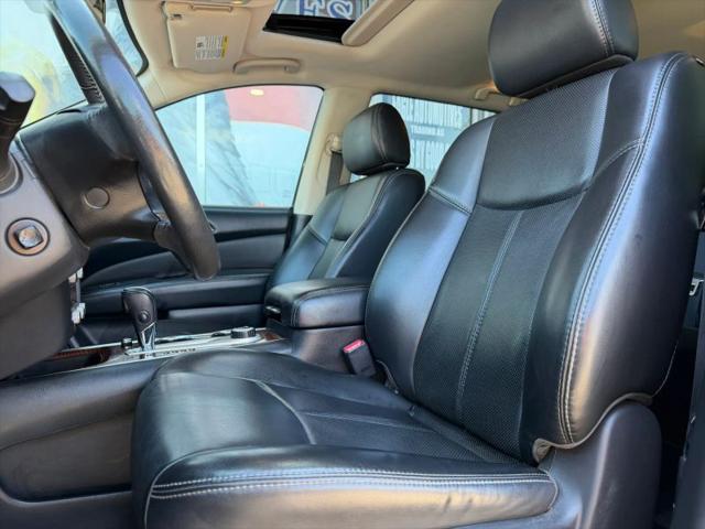 2017 Nissan Pathfinder Platinum