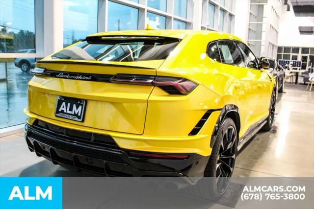 2023 Lamborghini Urus S