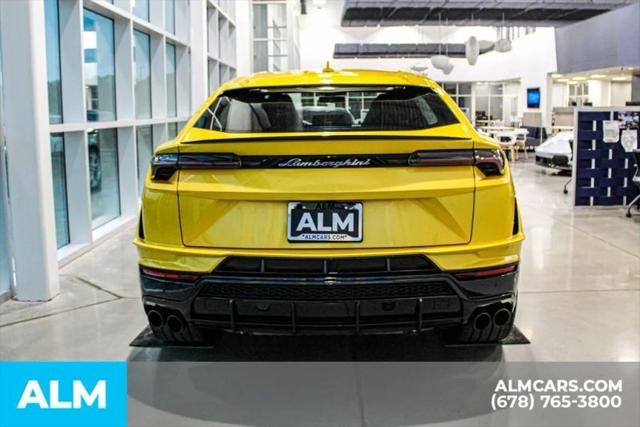 2023 Lamborghini Urus S