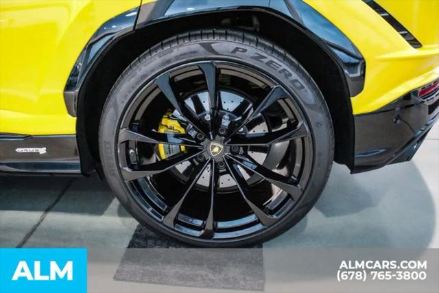 2023 Lamborghini Urus S