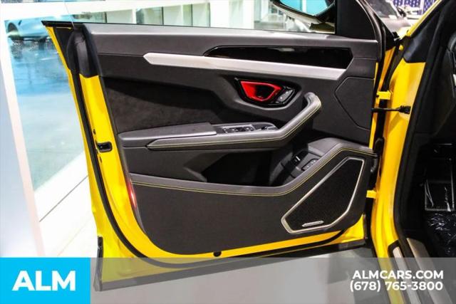 2023 Lamborghini Urus S