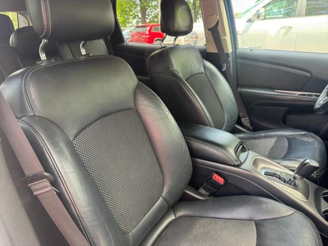 2018 Dodge Journey Crossroad