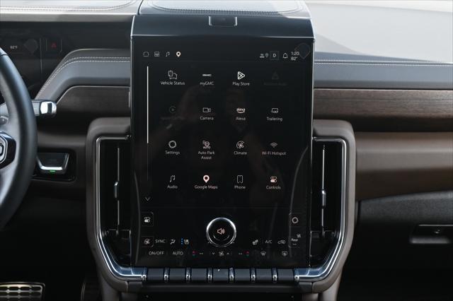 2025 GMC Yukon XL 4WD Denali Ultimate