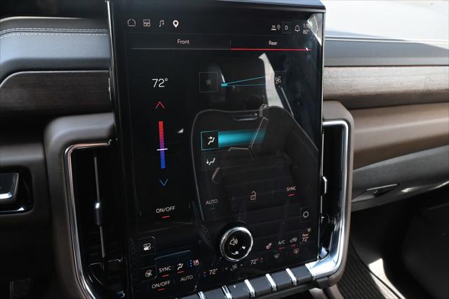 2025 GMC Yukon XL 4WD Denali Ultimate