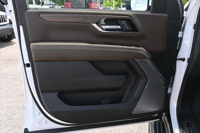 2025 GMC Yukon XL 4WD Denali Ultimate
