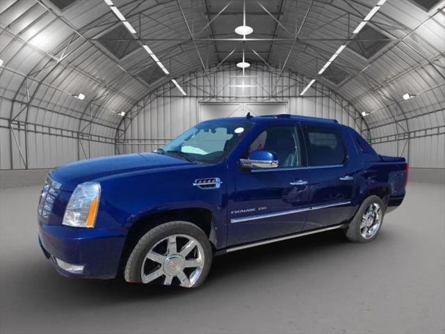 2013 Cadillac Escalade EXT Premium for sale in Oshkosh, WI