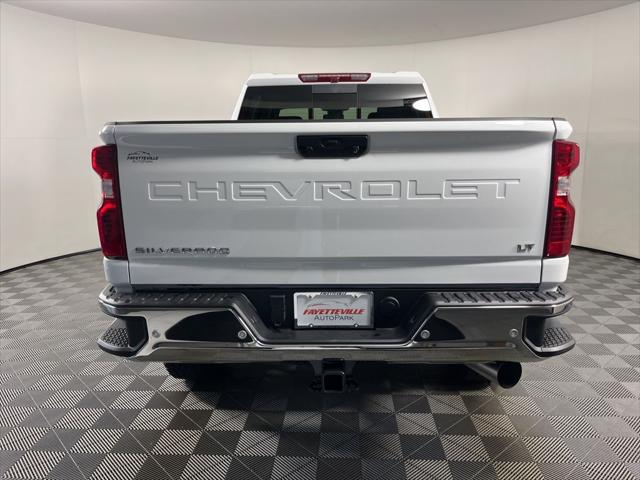 2026 Chevrolet Silverado 3500HD Crew Cab, Standard Bed, LT, 4WD