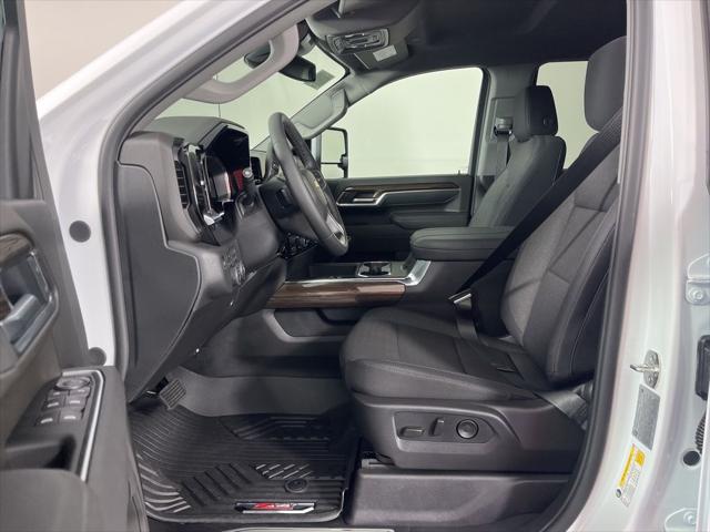 2026 Chevrolet Silverado 3500HD Crew Cab, Standard Bed, LT, 4WD