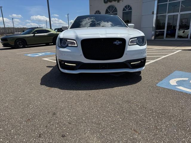 2023 Chrysler 300 300C