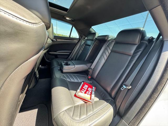 2023 Chrysler 300 300C