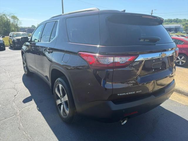 2021 Chevrolet Traverse AWD LT Leather