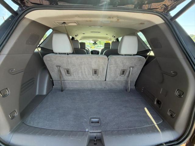 2021 Chevrolet Traverse AWD LT Leather