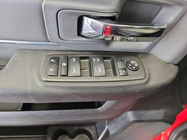2023 Ram 1500 Classic SLT Crew Cab 4x4 5'7" Box