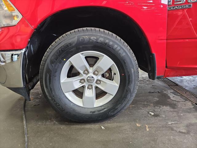 2023 Ram 1500 Classic SLT Crew Cab 4x4 5'7" Box