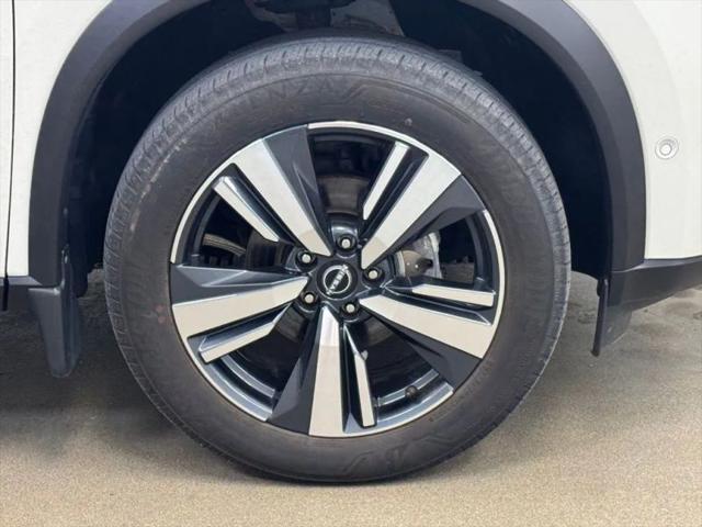 2023 Nissan Rogue SL Intelligent AWD