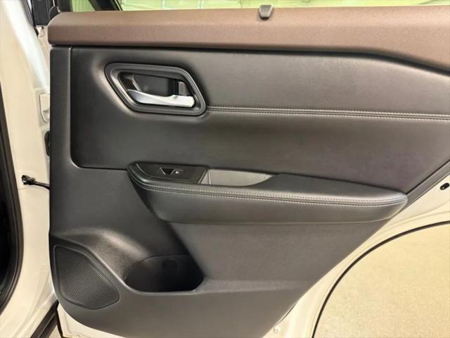 2023 Nissan Rogue SL Intelligent AWD