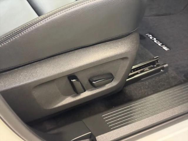 2023 Nissan Rogue SL Intelligent AWD