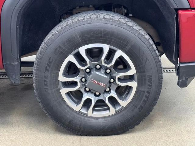 2023 GMC Sierra 2500HD 4WD Crew Cab Standard Bed AT4