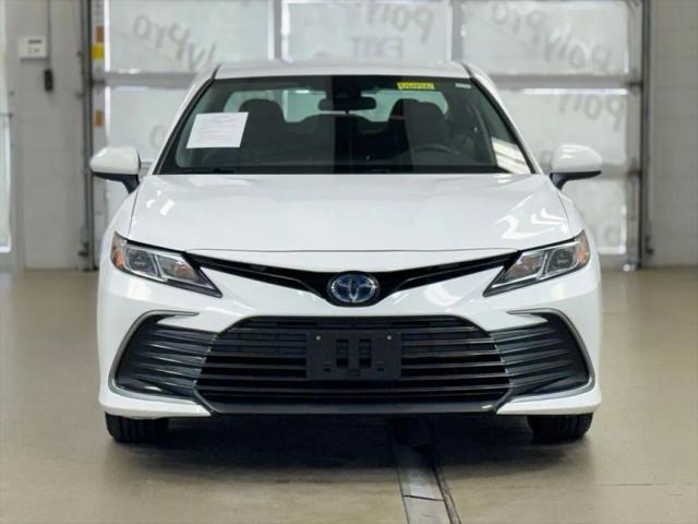 2022 Toyota Camry LE Hybrid
