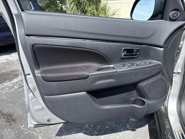2026 Mitsubishi Outlander Sport 2.0 LE