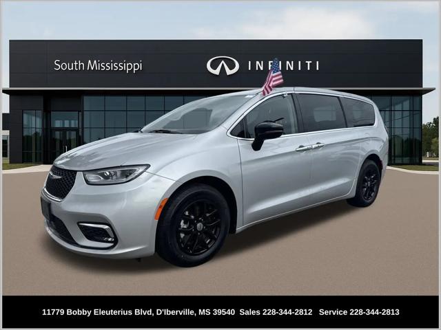 2024 Chrysler Pacifica Touring L for sale in D' Iberville, MS