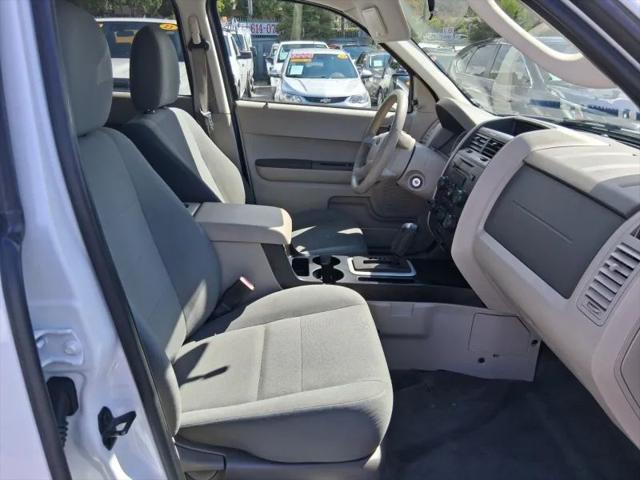2010 Ford Escape XLS