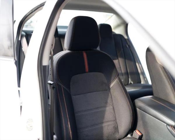 2020 Nissan Sentra SR Xtronic CVT