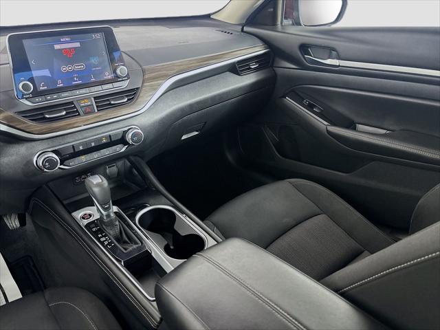Used 2023 Nissan Altima SV FWD For Sale in Olive Branch, MS
