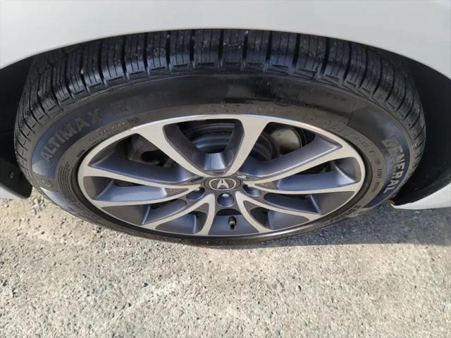 2017 Acura TLX w/Technology Package