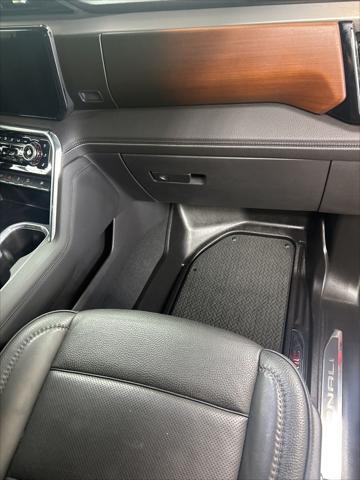 2024 GMC Sierra 1500 4WD Crew Cab Short Box Denali