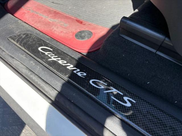 2025 Porsche Cayenne GTS