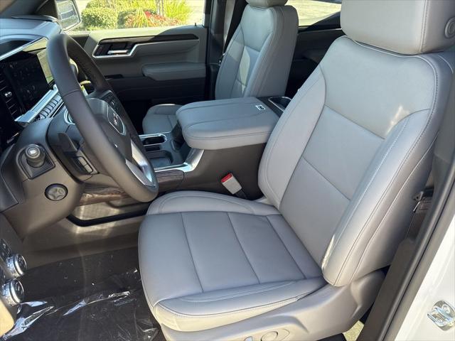 2026 GMC Sierra 1500 Crew Cab, Short Bed, SLT, 4WD