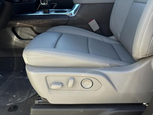 2026 GMC Sierra 1500 Crew Cab, Short Bed, SLT, 4WD