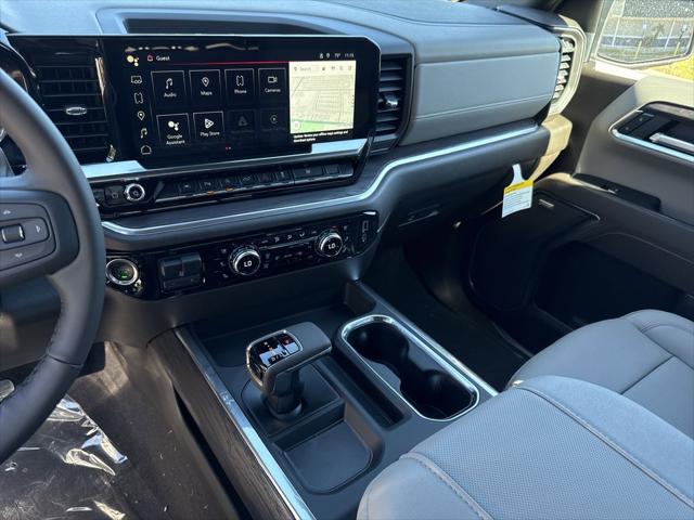 2026 GMC Sierra 1500 Crew Cab, Short Bed, SLT, 4WD