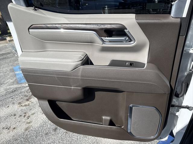 2026 GMC Sierra 1500 Crew Cab, Short Bed, SLT, 4WD