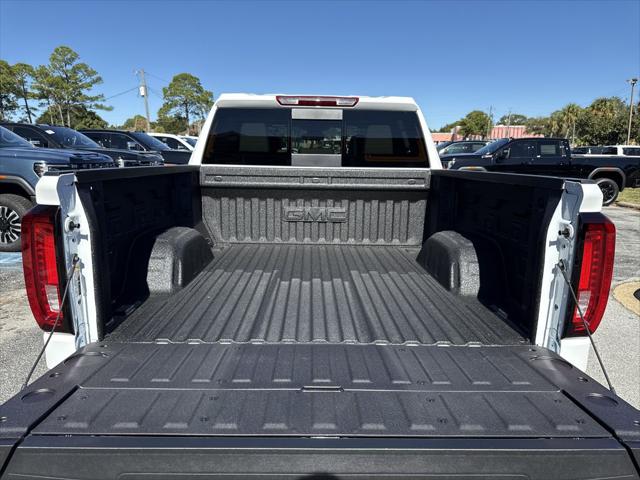 2026 GMC Sierra 1500 Crew Cab, Short Bed, SLT, 4WD