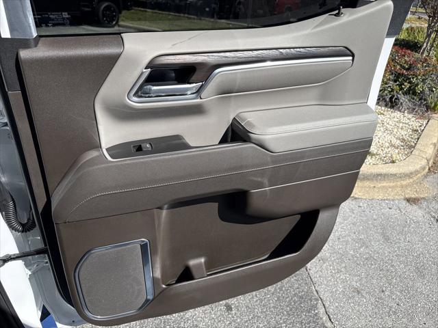 2026 GMC Sierra 1500 Crew Cab, Short Bed, SLT, 4WD