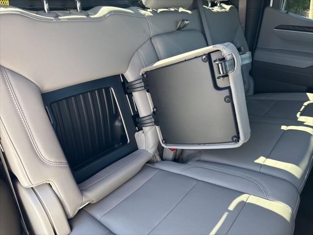 2026 GMC Sierra 1500 Crew Cab, Short Bed, SLT, 4WD