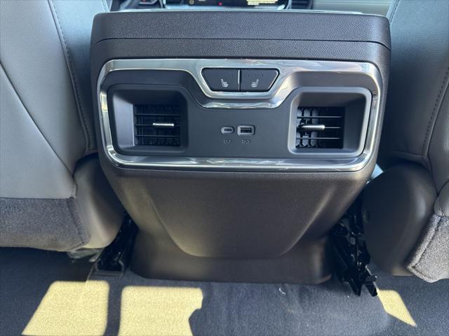 2026 GMC Sierra 1500 Crew Cab, Short Bed, SLT, 4WD