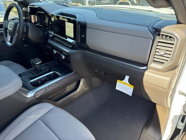 2026 GMC Sierra 1500 Crew Cab, Short Bed, SLT, 4WD