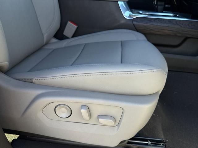 2026 GMC Sierra 1500 Crew Cab, Short Bed, SLT, 4WD