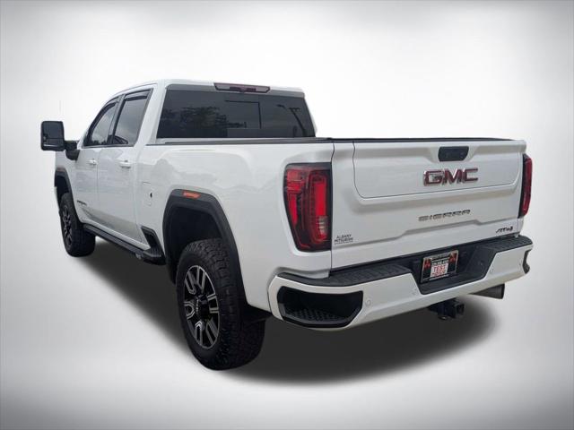 2022 GMC Sierra 2500HD 4WD Crew Cab Standard Bed AT4