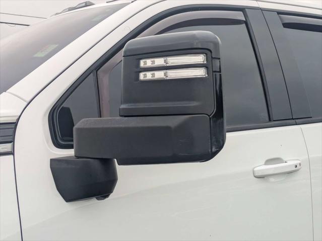 2022 GMC Sierra 2500HD 4WD Crew Cab Standard Bed AT4