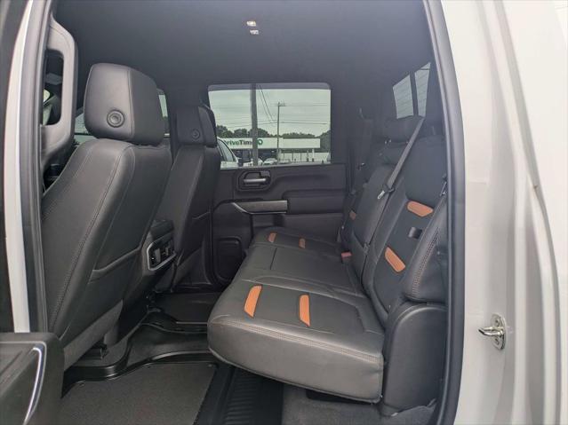 2022 GMC Sierra 2500HD 4WD Crew Cab Standard Bed AT4