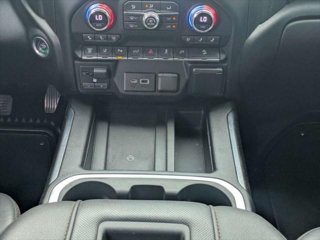 2022 GMC Sierra 2500HD 4WD Crew Cab Standard Bed AT4