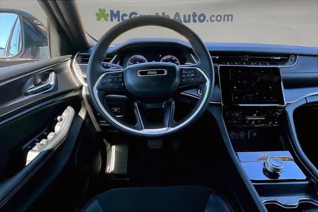 2025 Jeep Grand Cherokee L Altitude 4x4