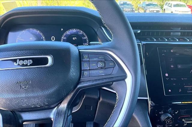 2025 Jeep Grand Cherokee L Altitude 4x4