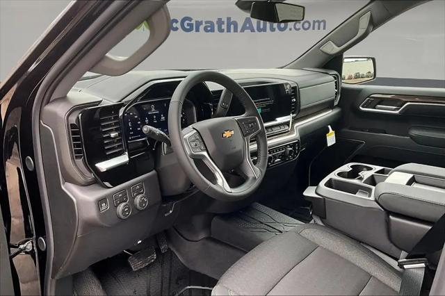 2026 Chevrolet Silverado 1500 4WD Crew Cab Standard Bed LT