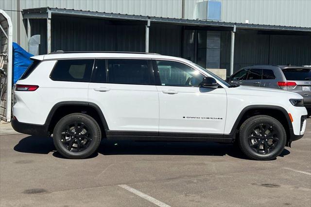 2026 Jeep Grand Cherokee L Grand Cherokee Laredo Altitude 4x4