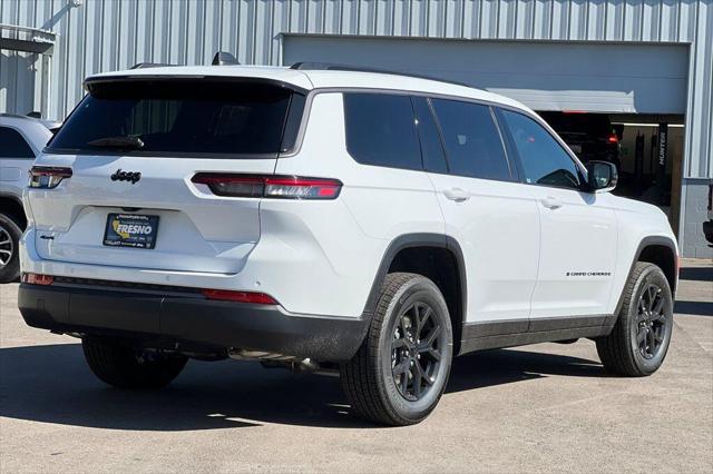 2026 Jeep Grand Cherokee L Grand Cherokee Laredo Altitude 4x4